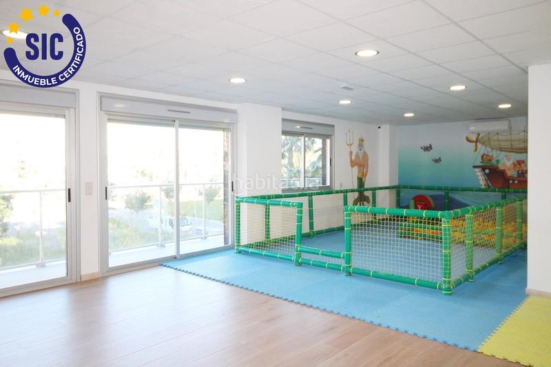 Foto 3330ec9b-2aad-42bf-ad49-2fb37222c023. Apartament amb aparcament piscina a Sol Park Oropesa del Mar