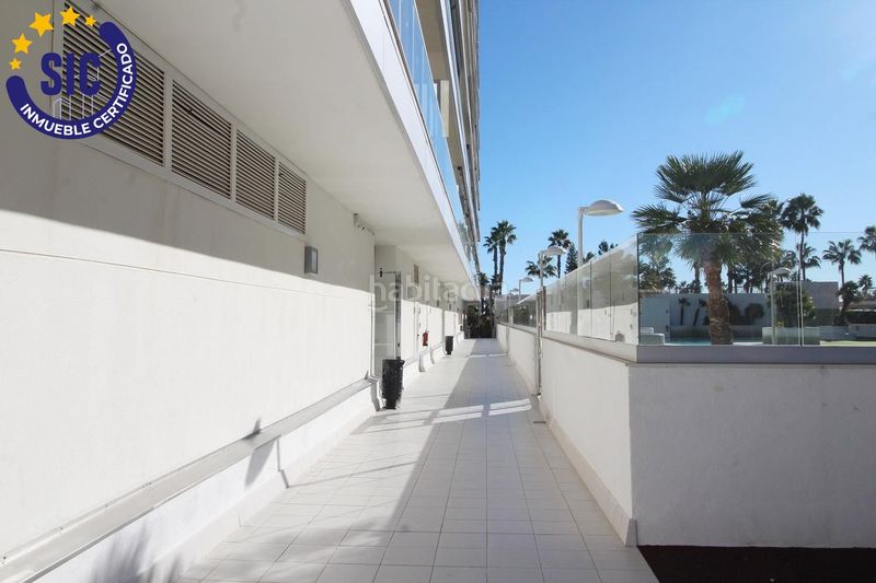 Foto 37a2f395-f30b-42d2-8aad-a169da03c21c. Apartament amb aparcament piscina a Sol Park Oropesa del Mar