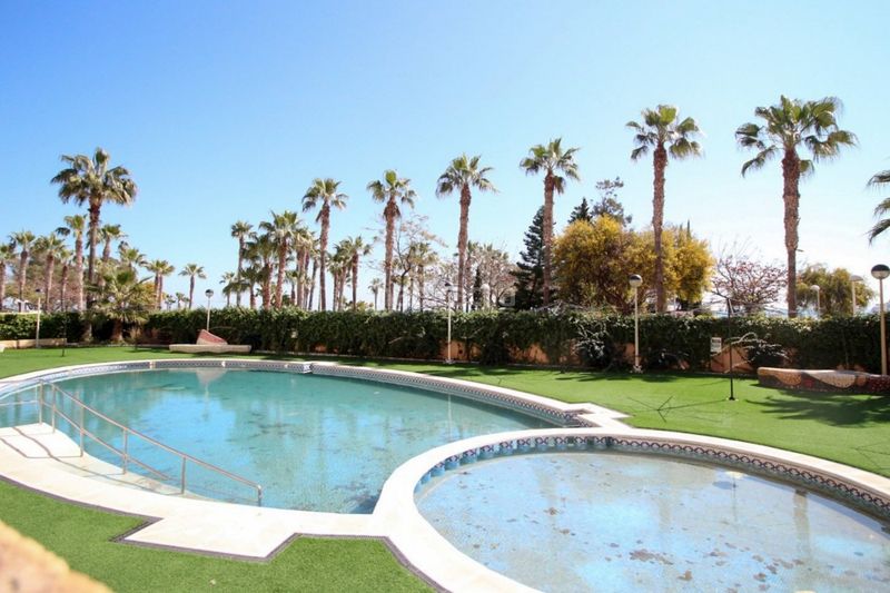 Foto 9f1e031a-5989-488f-a2eb-1537bcb3ea79. Apartament amb calefacció aparcament piscina a Acapulco Oropesa del Mar