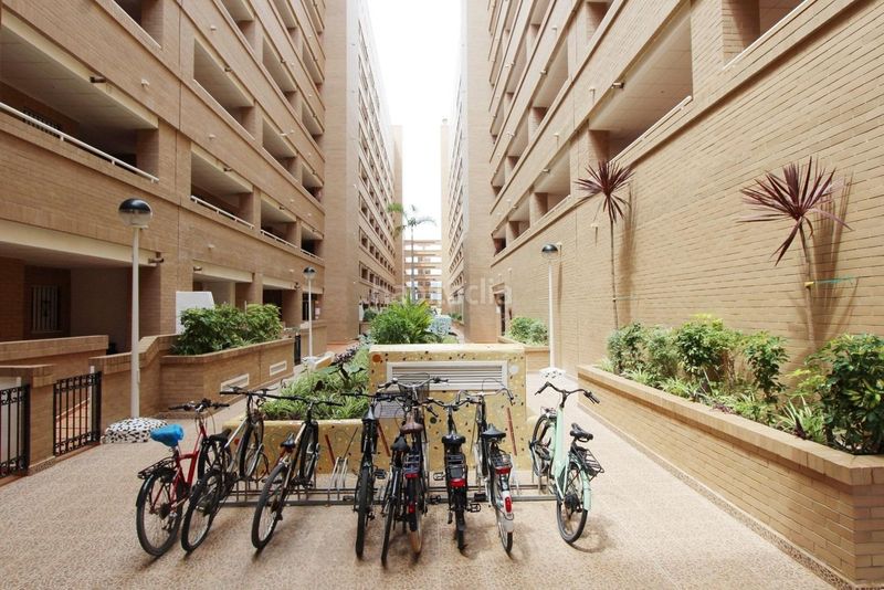 Foto f09f65fe-f9ad-4117-a122-ea5e2555c731. Apartament a avenida central 52 a Jardines del Mar Oropesa del Mar