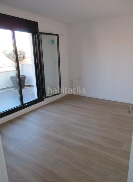 Foto ca902487-a256-4494-ade5-bf648fe60add. Alquiler piso atico nuevo a estrenar en Centre Sabadell