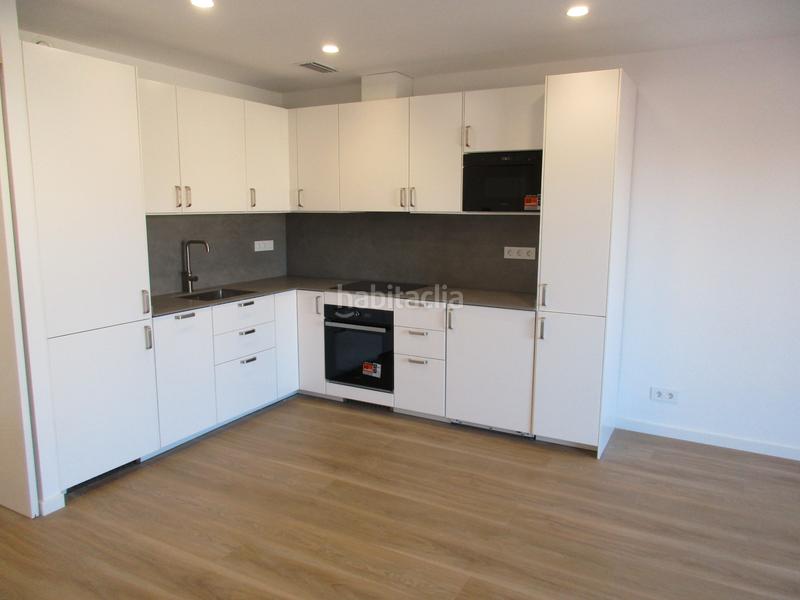 Foto f6411e7b-8b06-489e-b048-4cd0c374017c. Rent flat with heating in Centre Sabadell