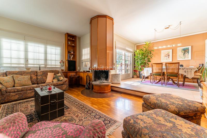 Foto 544f5cee-c191-497d-b5fd-9b3aa4bd24ac. Chalet with fireplace parking pool in Mestral Reus