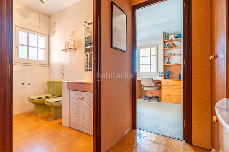 Foto fe08540f-3010-48aa-9ece-c9bd2047e177. Xalet amb xemeneia aparcament piscina a Mestral Reus