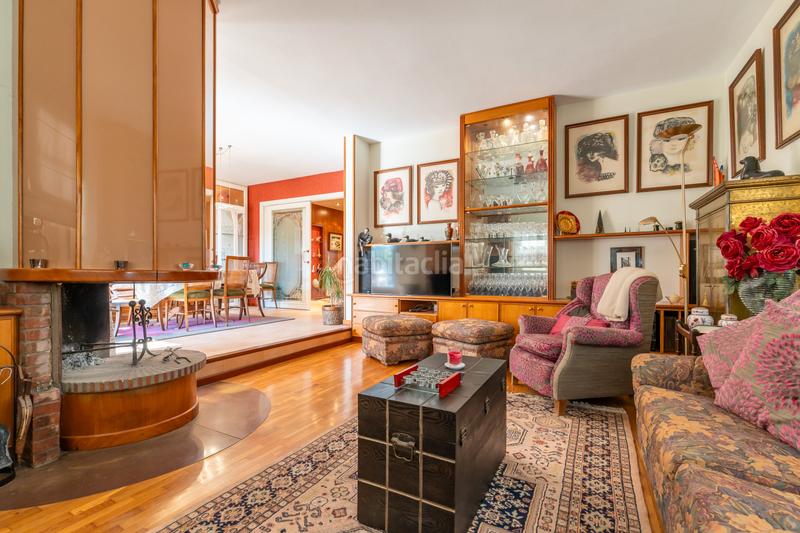 Foto 490c40c5-d981-4fc6-be5d-55b2795c7813. Chalet with fireplace heating parking pool in Mestral Reus