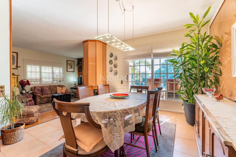 Foto f910e9d5-5845-42bd-8172-e69c2f5c3f43. Chalet with fireplace heating parking pool in Mestral Reus