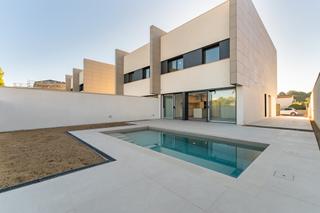 Maison jumele dans Carrer tolomeo 1