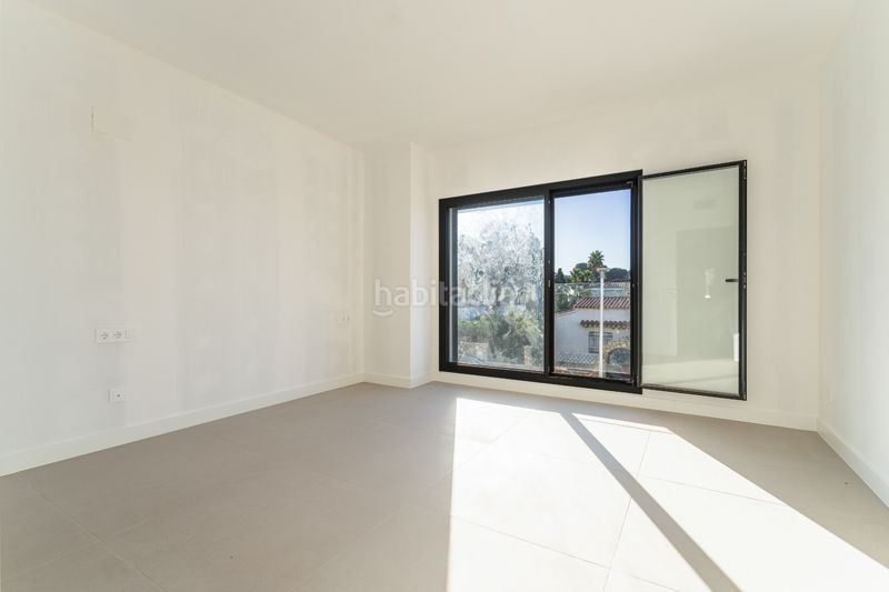 Foto b0b5a602-2fd0-4eaf-a3b4-af93a9fca147. Maison jumelée dans carrer tolomeo 1 dans mar Cambrils Cambrils