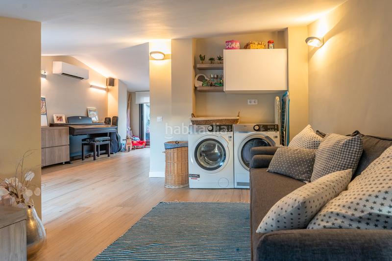 Foto 89f22ea9-5ddd-4ad7-8f49-ba44364e706a. Semi detached house with fireplace heating parking pool in Reus