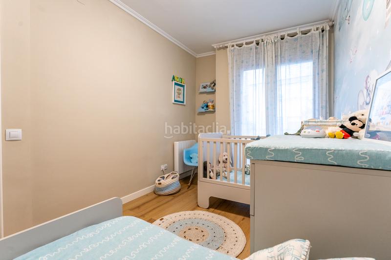 Foto f6c82c5e-6a6d-46da-a744-f23bb9483cc3. Semi detached house with fireplace heating parking pool in Reus