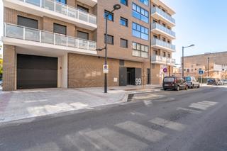Rent Business premise in Carrer del roser 99