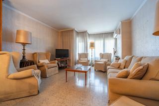 Flat  Carrer del general moragues