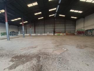 Nau industrial a Montbrió del Camp