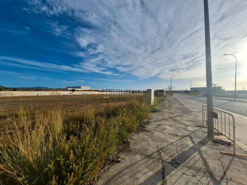 Foto 2b94f2a2-6bf9-423b-ae68-7ac9e5aef35a. Terrain industriel dans carrer basters 38 dans Valls