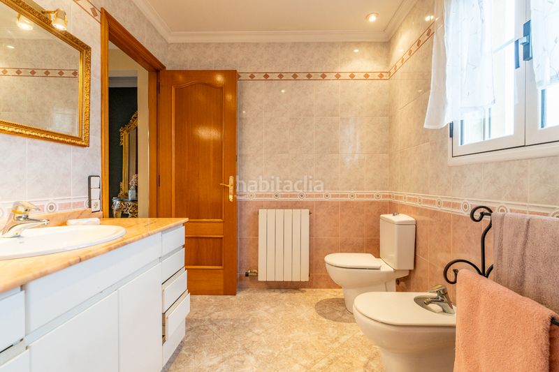 Foto 53019851-ac5a-4430-96a1-f42f9296d1f0. Chalet en Migjorn Reus