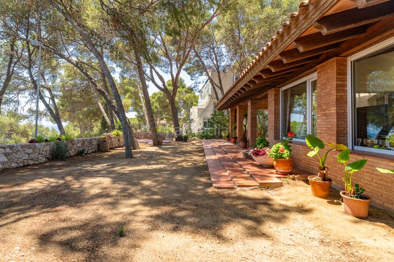 Foto 1614b1e4-5aa0-4b56-b481-b54c9c612925. Chalet en pla de maset - cap de Salou Salou