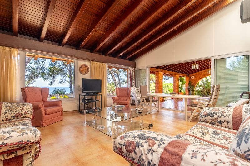Foto a9f7960d-8e8f-448e-8997-0bc6b6360361. Chalet en pla de maset - cap de Salou Salou