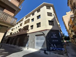 Lloguer Local Comercial a Carrer de sant vicenç 28