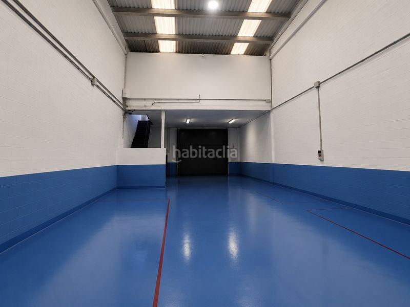 Foto a5fe9e35-03a0-433f-a4fc-88aecd2934dc. Nave industrial en Constantí
