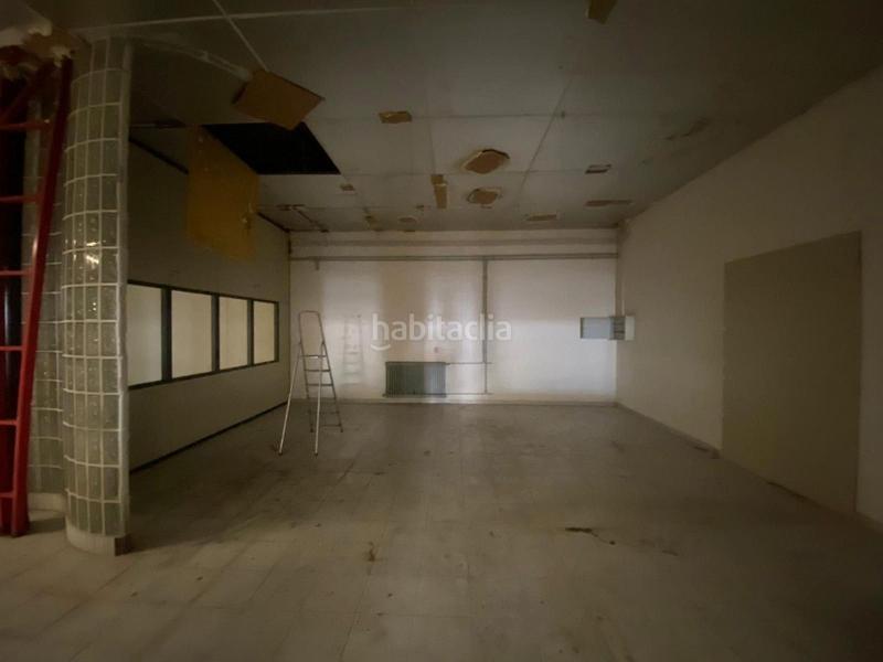 Foto 07488b32-1b75-4668-87f6-26b5c4a8e36a. Industrial building with heating in Sant Pere de Torelló
