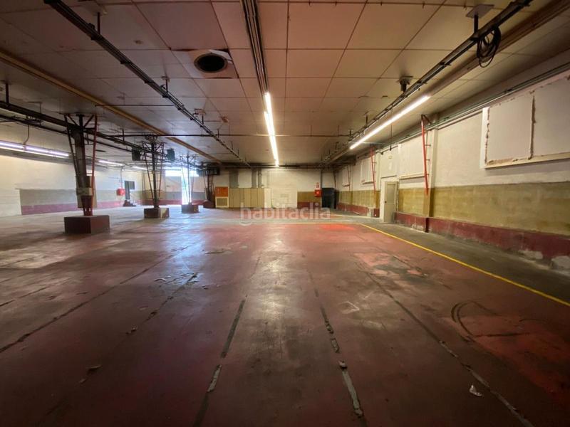 Foto e0c3ccff-0248-484d-9213-ef0f6ad62731. Industrial building with heating in Sant Pere de Torelló