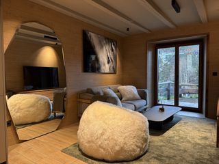 Rent Ground floor  Pleta del tarter casa 6a