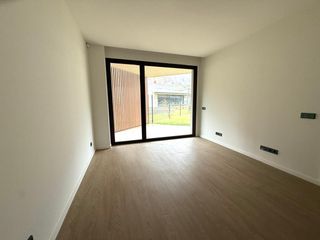 Lloguer Planta baixa  N/a