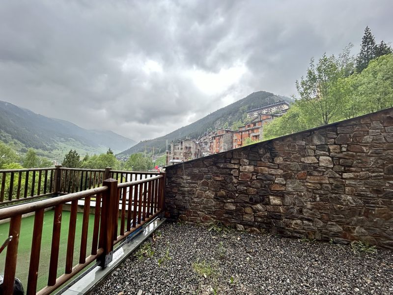 Foto 0310bb33-d192-4342-9367-6b5c4d20473f. Flat with heating parking in Soldeu-Incles Canillo
