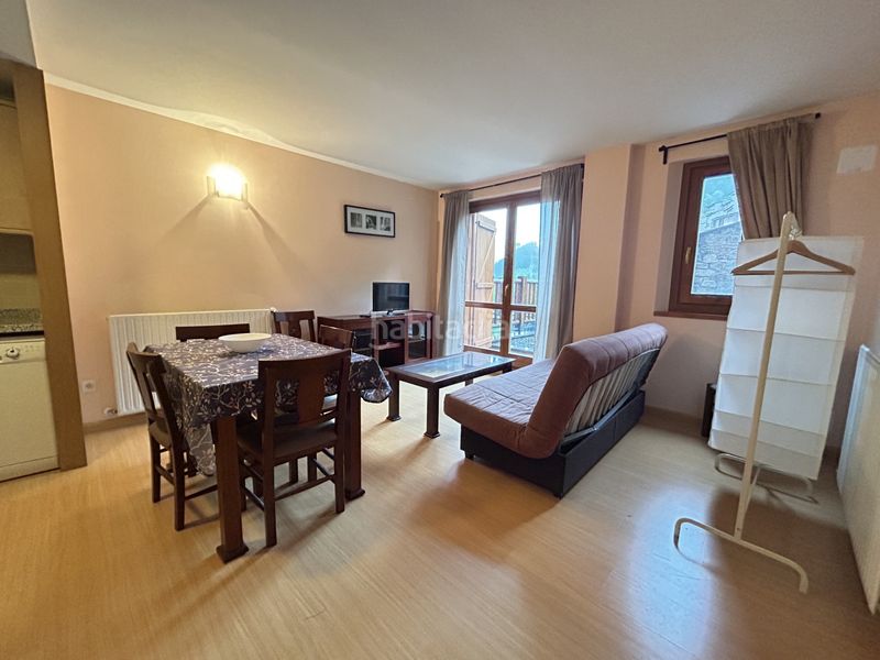 Foto d1574512-d8e8-47f3-9467-bee8a1b992cd. Flat with heating parking in Soldeu-Incles Canillo