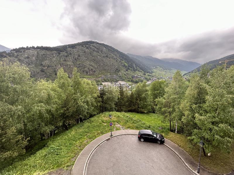 Foto 4e3f89f8-0390-47dd-b370-0703df77ead0. Appartamento con riscaldamento parcheggio in Soldeu-Incles Canillo