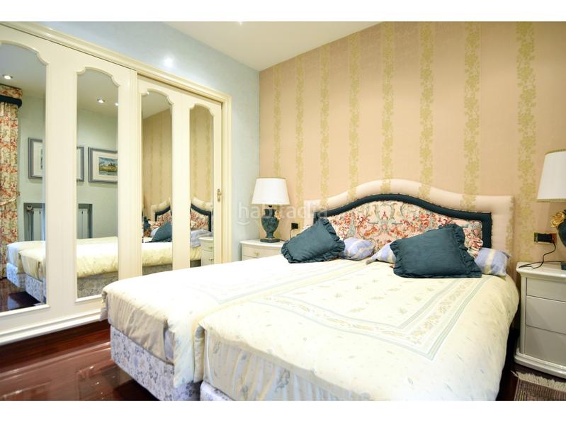 Foto 72506483-a543-4649-838e-3a210566a8e3. Casa amb aparcament a Centro Andorra la Vella