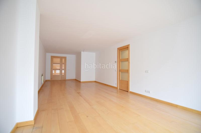 Foto 66802595-1616-49c3-a650-b4d73f3855dc. Attico con riscaldamento parcheggio in Les Escaldes Escaldes-Engordany