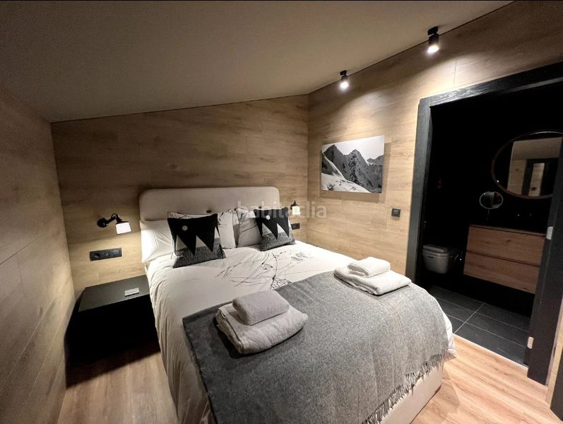 Foto 2114ccde-0436-4df7-9233-238ce071b05f. Rent penthouse with heating parking in Soldeu-Incles Canillo