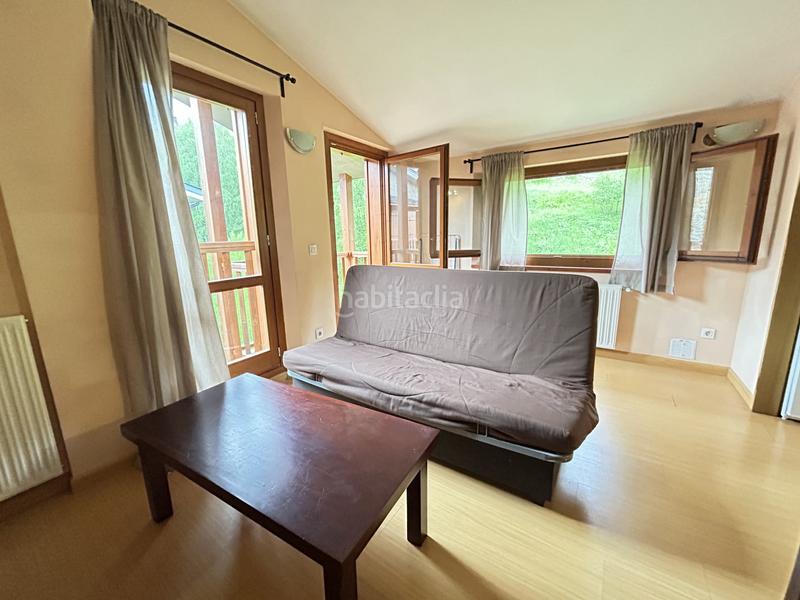 Foto ed62cfd6-2514-4561-942a-ead29d7f92d1. Flat with heating parking in Soldeu-Incles Canillo