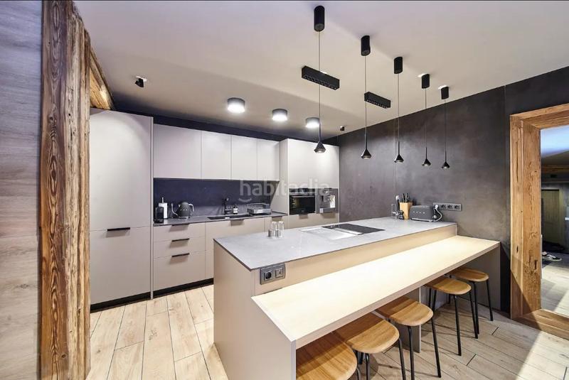 Foto b27acb38-0ffd-49ce-8dce-2bdcdcf4c5d6. Location appartement avec chauffage parking dans Soldeu-Incles Canillo