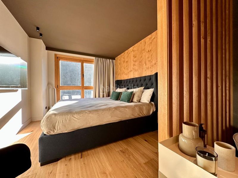Foto 6f5d21d5-1160-4168-af6b-7f85ba318797. Rent flat with heating parking in Soldeu-Incles Canillo