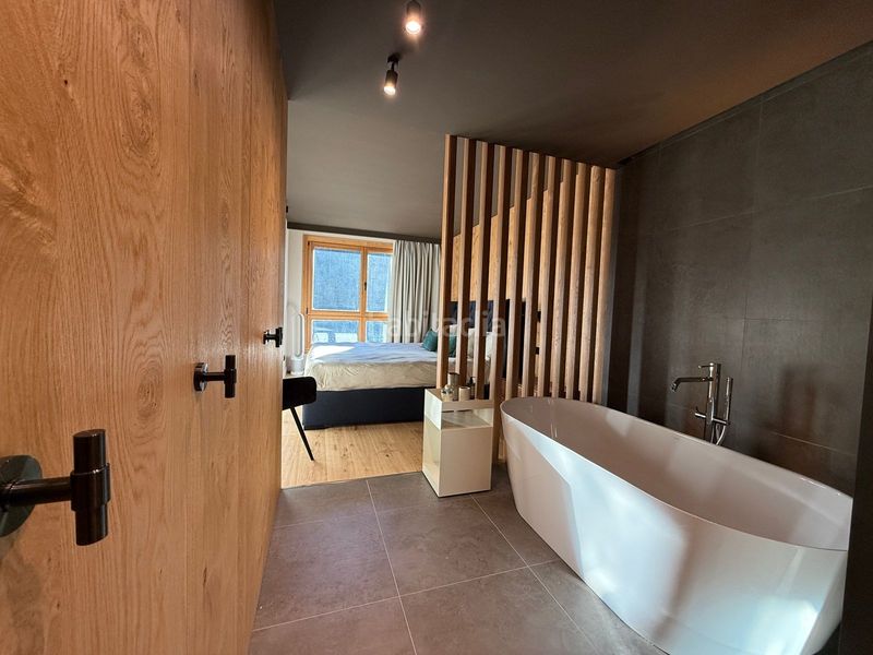 Foto c4df0b4a-b818-4f61-95dd-2a41ef6da738. Rent flat with heating parking in Soldeu-Incles Canillo