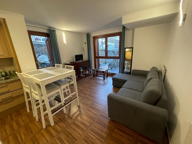 Foto 2587cfcf-fe26-44e7-94d6-627f029daea6. Rent flat with parking in Soldeu-Incles Canillo