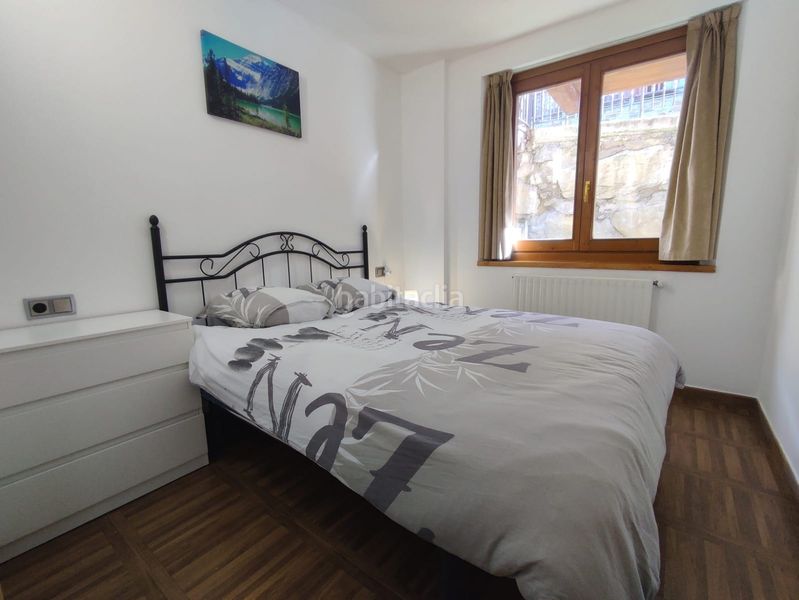 Foto 972ec7df-839d-4cd2-9458-a49456146ee5. Rent flat with parking in Soldeu-Incles Canillo