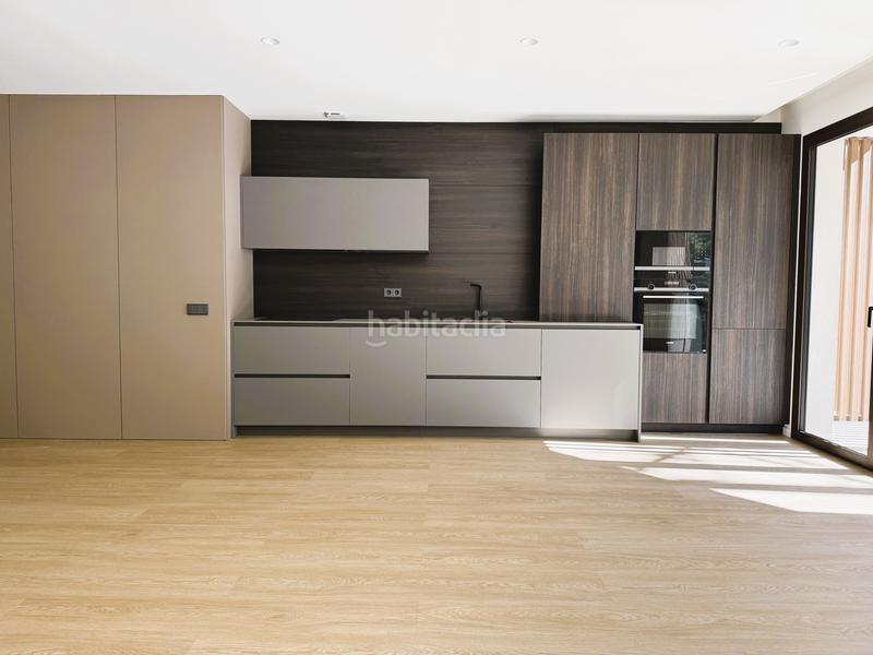 Foto 68906293-0d4f-4d85-9a9a-2a5409159591. Etagenwohnung mit parking in Centro Andorra la Vella