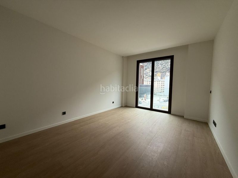 Foto b5e41310-bd53-4456-8325-826d0874961b. Pis amb aparcament a Centro Andorra la Vella