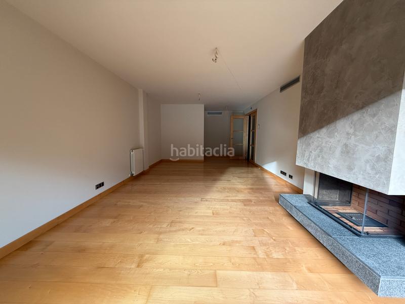 Foto e7233630-975e-4f92-a5a2-73a3394c7443. Affitto appartamento con camino riscaldamento parcheggio in Escaldes-Engordany