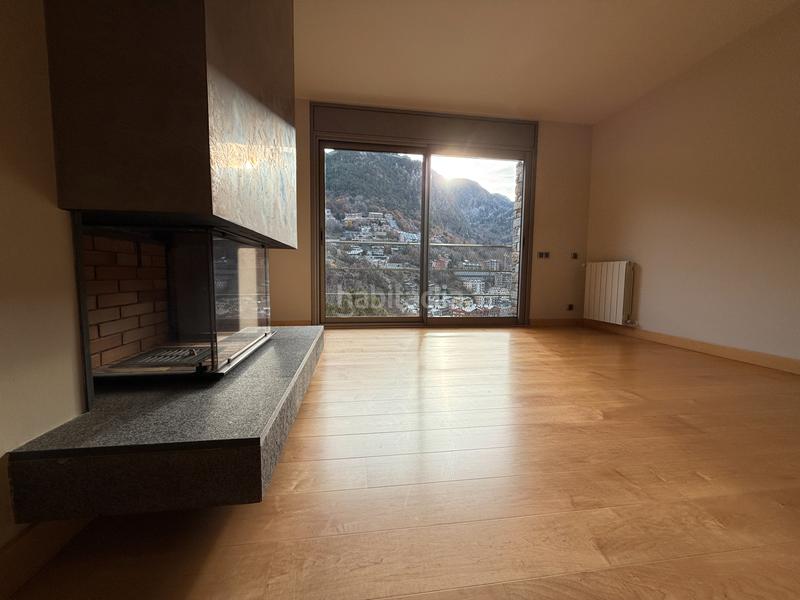 Foto c6693d44-302c-4f92-b25e-fcc12c983ca9. Rent flat with fireplace heating parking in Els Vilars d´Engordany Escaldes-Engordany