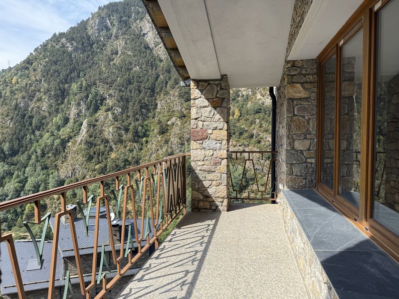 Foto e2b8eabe-bf2e-4de5-8efe-5c4362707f0b. Building in El Forn-Prats-Meritxell Canillo