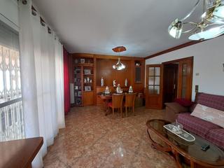 Casa bifamiliare in El Tancat-Mas d´en Gual. Preciosa casa familiar en zona ideal