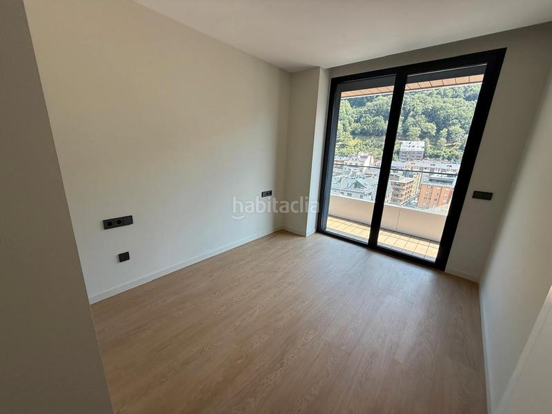 Foto 75e60f5e-6abd-4b1b-96df-8c0798843712. Miete etagenwohnung mit parking in Les Escaldes Escaldes-Engordany