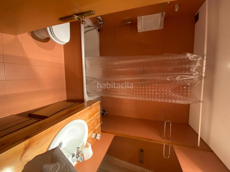Foto efd54507-caee-4928-9125-ea3c8d8b22f3. Lloguer casa adossada amb xemeneia calefacció aparcament a Canillo