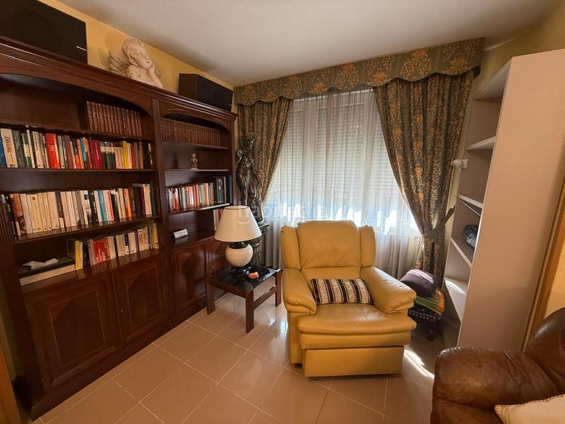 Foto 3befb84e-102c-44e8-ab8f-79f1df9c7beb. Rent flat with heating parking in Encamp Encamp