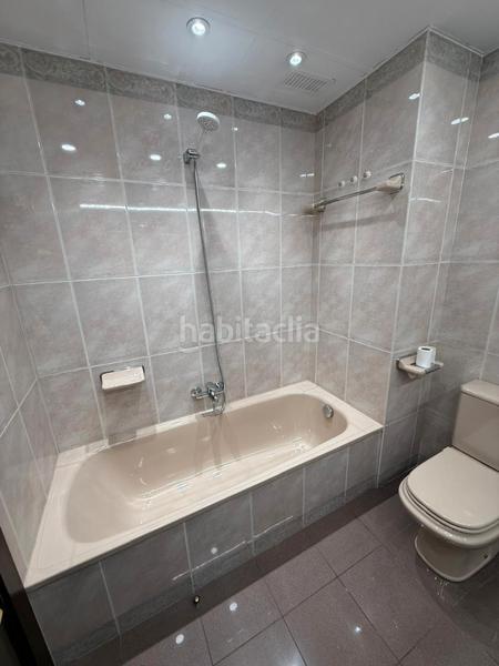 Foto 0b11cce1-a06a-4375-bd69-b67347dce399. Affitto appartamento con parcheggio in Centro Andorra la Vella