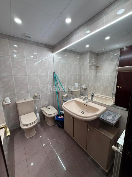 Foto c0d11c48-32ea-4bf4-bc3c-9434c7f23861. Rent flat with parking in Centro Andorra la Vella